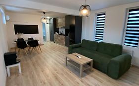 Ttt House Pitesti